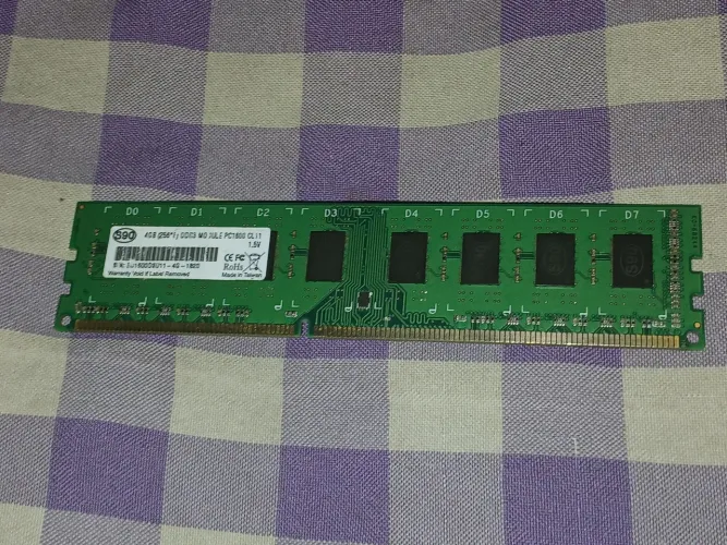Memória RAM DDR3 4GB, PC3-12800 / 1600MHz para PC Desktop