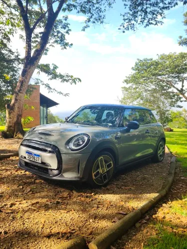 Mini Cooper SE Exclusive 3P (elétrico) 2023