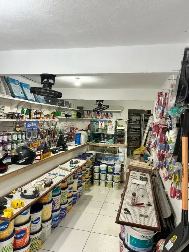 Vendo loja com todo o material de construção ( loja montada)