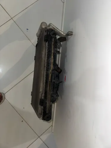 Eletro-ventilador completo com o radiador FORD KA 3CC
