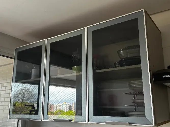 Armário suspenso