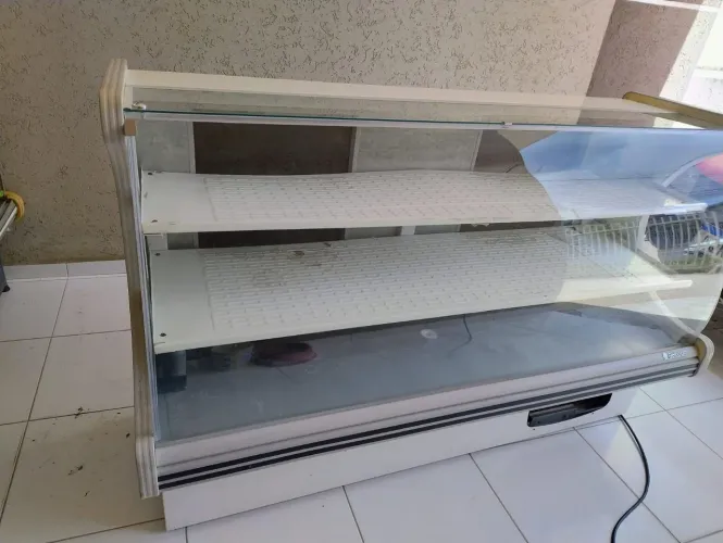 Balcão refrigerado 1.75mt leia descrição