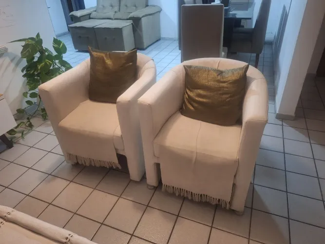 2 POLTRONAS LINDAS