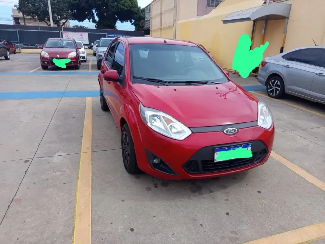 Ford Fiesta SE 1.6 8V Flex 5P 2014