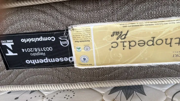 Vendo colchão de solteiro