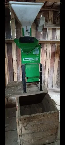 Triturador e forrageiro
