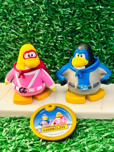 Miniaturas Club Penguin Mix ?n? Match Shadow Guy e Gamma Gal