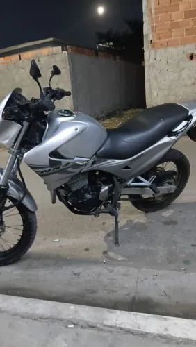 Quero 12mil, fip da batendo 17mil,,, moto muito nova , só pegar e andar!!