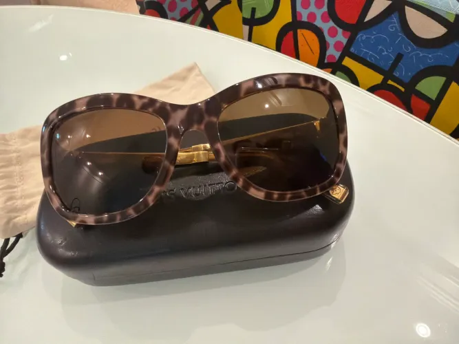 Óculos de sol feminino louis Vuitton