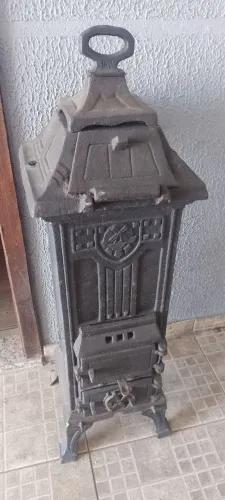 Salamandra italiana de ferro