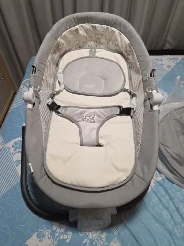 Cadeira de Descanso e Balanço Bebê Elétrica Snug - Maxi Baby