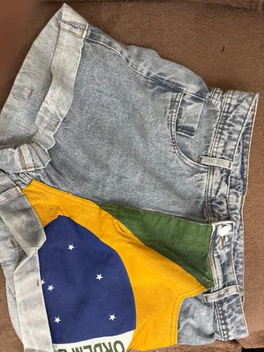 Short jeans