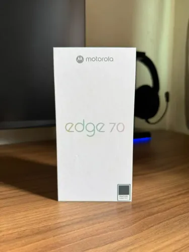 Celular Motorola Edge 70 256GB Gadget Gray (Lacrado)