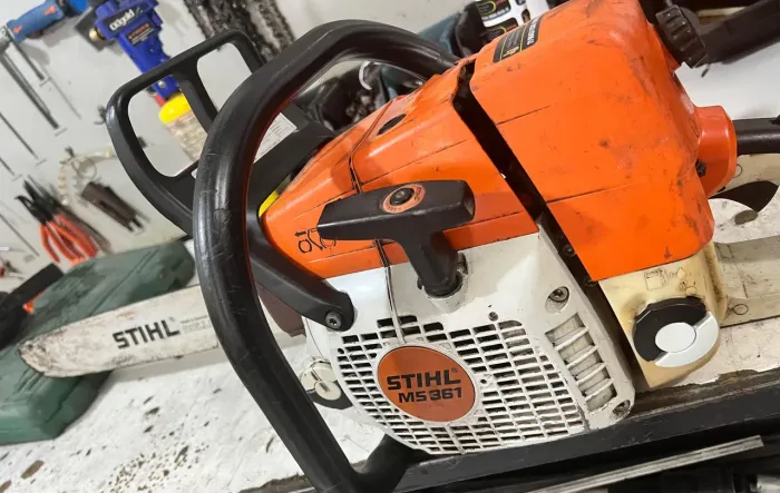 Vendo MotoSerra STIHL modelo MS361 a Gasolina Motor 2 Tempos Angulo de Corte com 50.cm