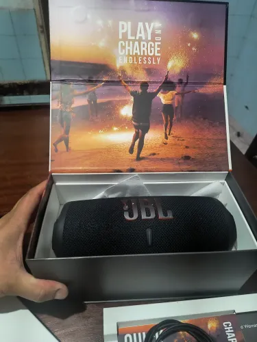 caixinha de som JBL Charge 5 original 