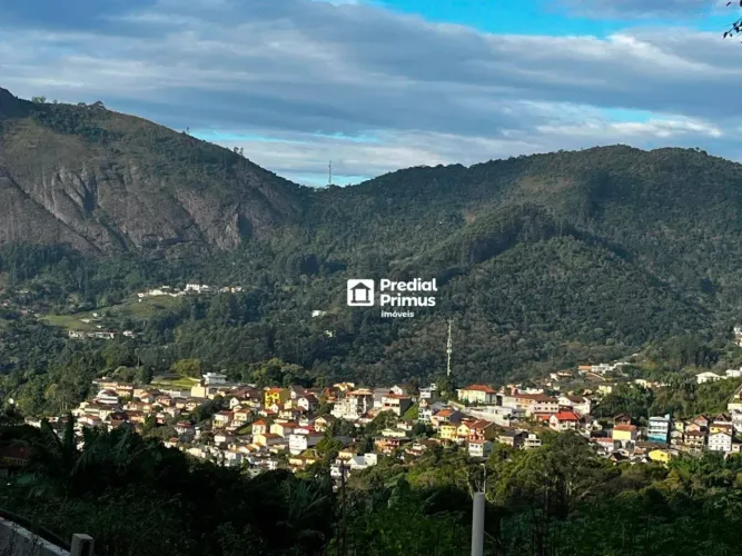 Terreno à Venda no Cascatinha Próximo ao Caledônia Clube