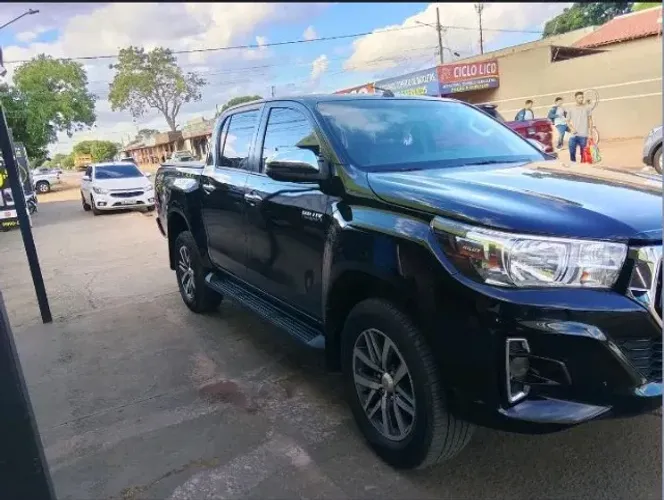 Toyota Hilux CD SR 4X4 2.8 TDI Diesel Aut. 2020