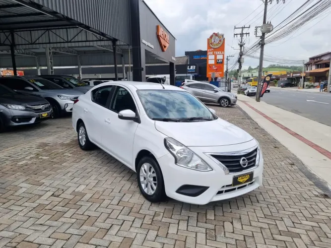 Nissan Versa SV 1.6 16V Flexstart 4P Aut. 2020