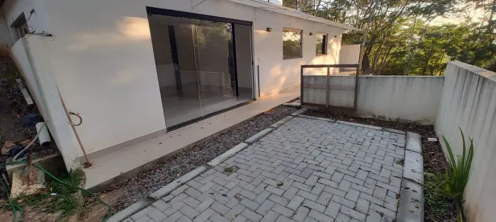 Casa 2 quartos no Engenho do Mato