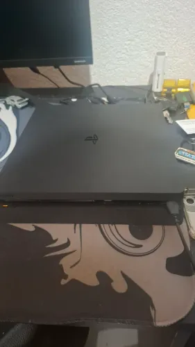 Ps4 slim 1TB A Venda