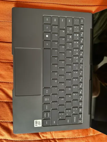 Samsung Book S