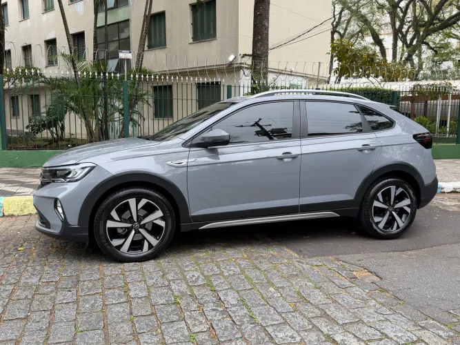 Volkswagen Nivus Highline 1.0 200 TSI Flex AUT 2023