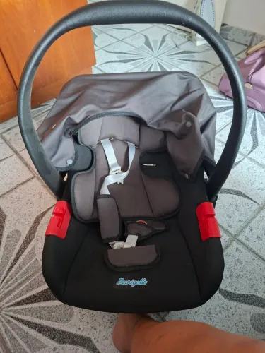 Carrinho de Bebê e bebê conforto - AT6K -Burigotto