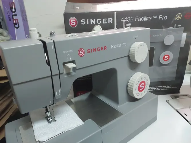 Maquina singer pro4432 valor : 1.200
