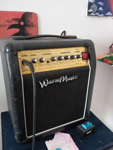 Guitarra Tagima te 530+cubo warmisic contato: *