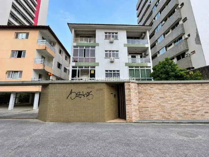 Apartamento para alugar em Boa Viagem: 3 quartos, 90 m² e vaga coberta