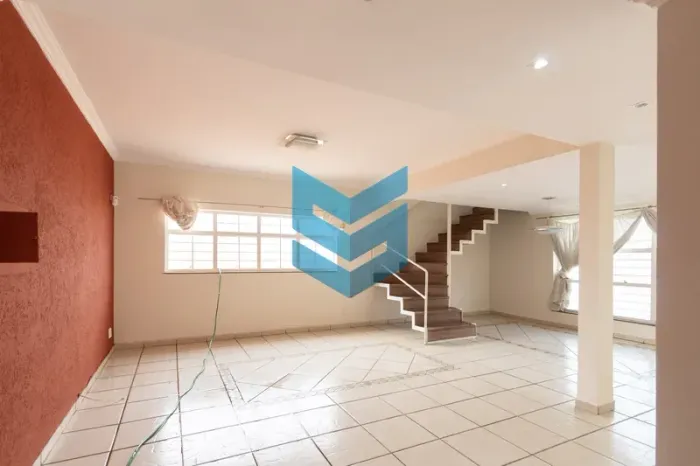 Casa com 4 quartos à venda em Vila Hortência , Sorocaba