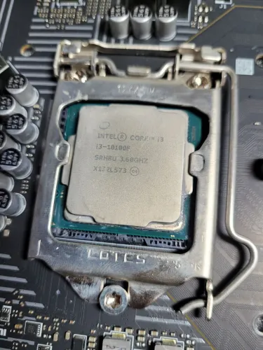 Processador Intel i3 10100f Lga 1200