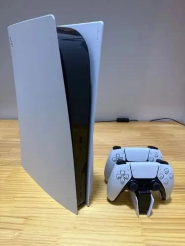 Playstation 5 Com Caixa! COMPLETO!! (Aceito Cartão)