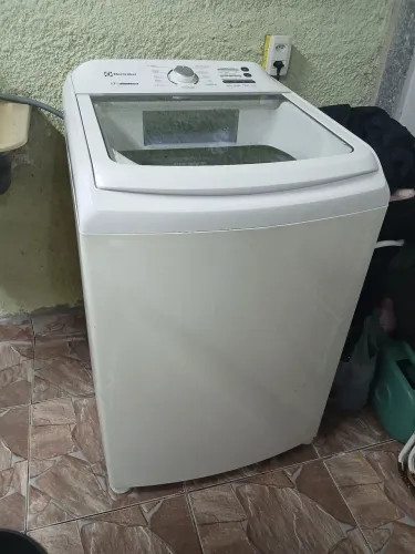 Máquina de lavar Electrolux 17 quilos