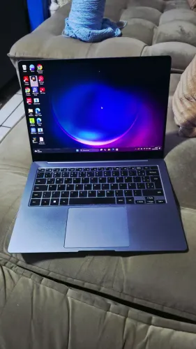 Samsung Galaxy Book 4 Pro Muito Novo