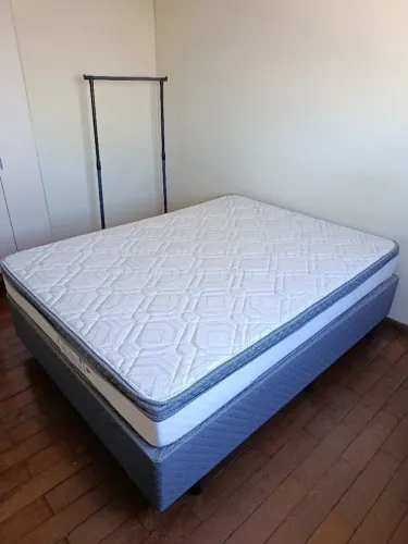 Cama casal 6 meses uso 