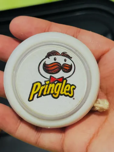 Iô iô promocional pringles anos 2000
