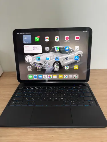 iPad 10 64Gb com Teclado 