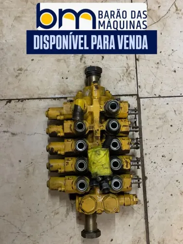 COMANDO XCMG GR180