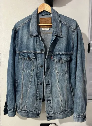 Jaqueta Jeans Levis Premium Lavagem Média