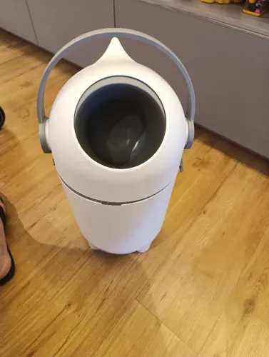 Lixeira antiodor para descarte de fraldas