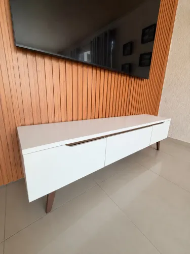 Rack Branco 1,60m com 2 Portas e Gaveta