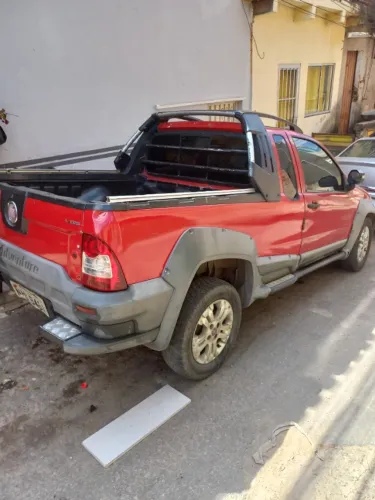Fiat Strada Adventure 1.8/ 1.8 Locker Flex CE 2009