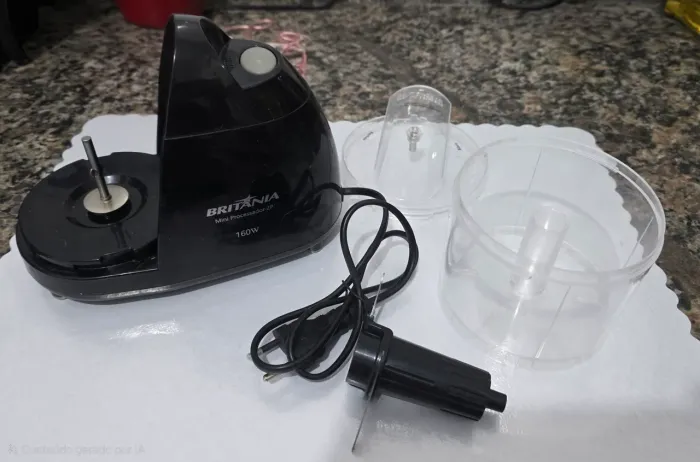 Mini processador Britânia seminovo 110v