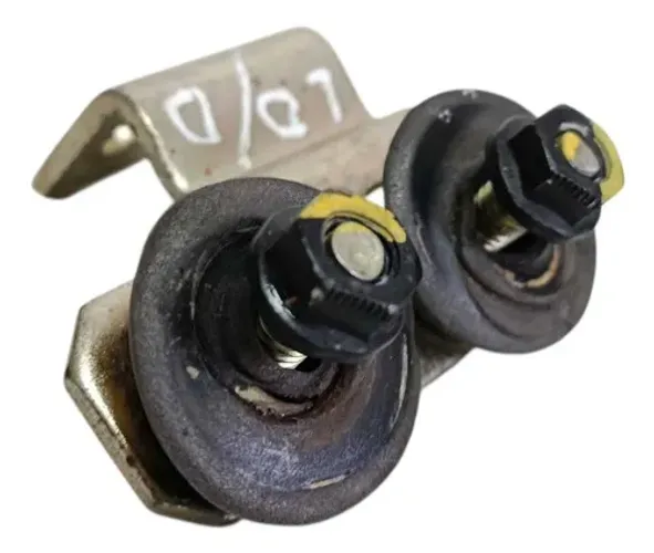 Suporte Dianteiro Direito Fixador Rack Teto Spacefox 12 A 14 Dourada