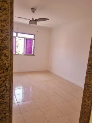 Apartamento Grande tipo casa em condomínio