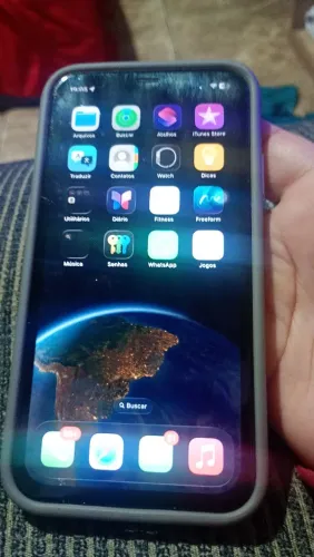 Troco um iPhone 11 Android com a memória boa