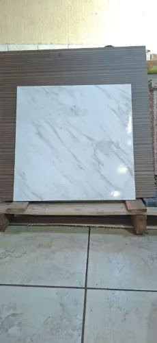 Porcelanato e revestimento