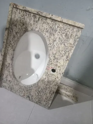 Lavatório ou pia de banheiro 