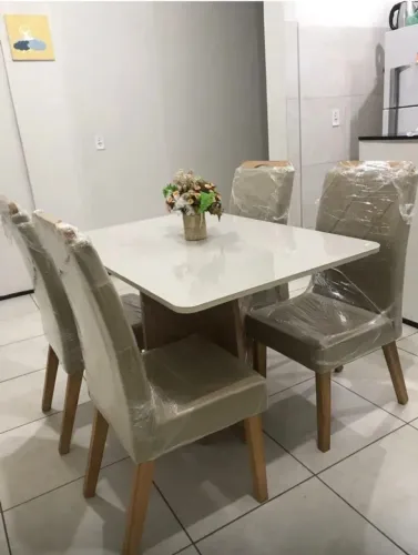 Mesa na promoção mdf 4 cadeiras
